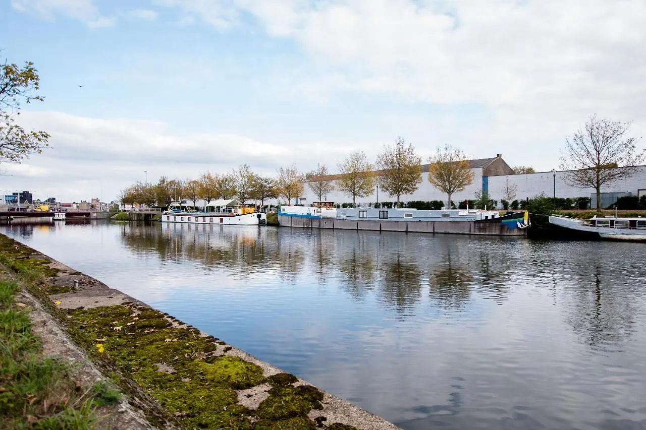 Houseboat Jana - With Sauna And Terrace Hotel Bruges Botel